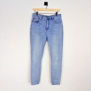 Judy Blue Womens Jeans Size 32 Light Wash Denim Straight Slim Stretch